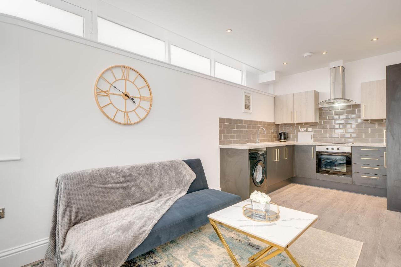 Town House Apartments ويكفيلد المظهر الخارجي الصورة
