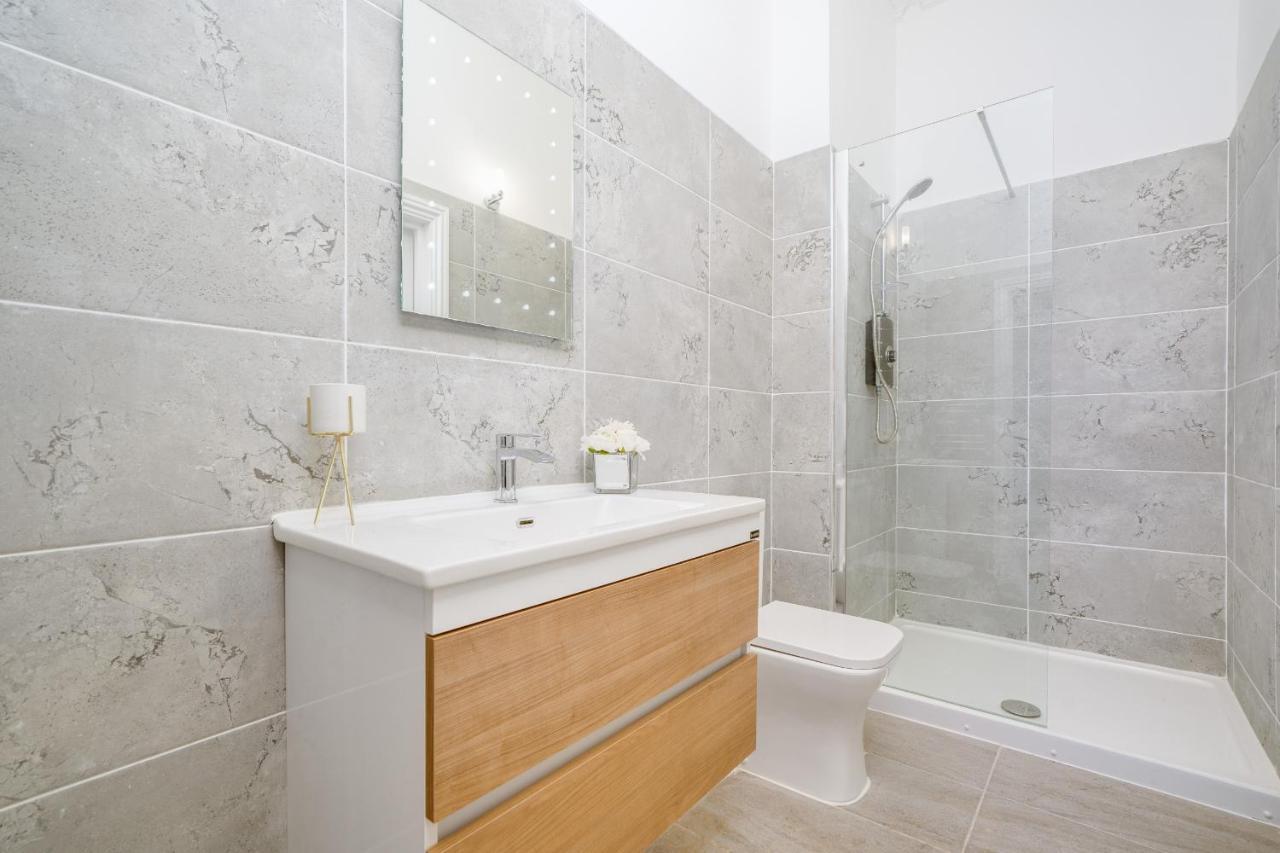 Town House Apartments ويكفيلد المظهر الخارجي الصورة